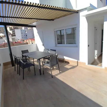 Atico Loft De Lujo Con Terraza Espectacular Y Vista A 2 Castillos Alicante